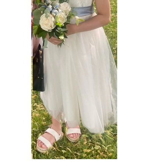 JJs House Flower Girl Dress size 9 in Ivory - Picture 3 of 3